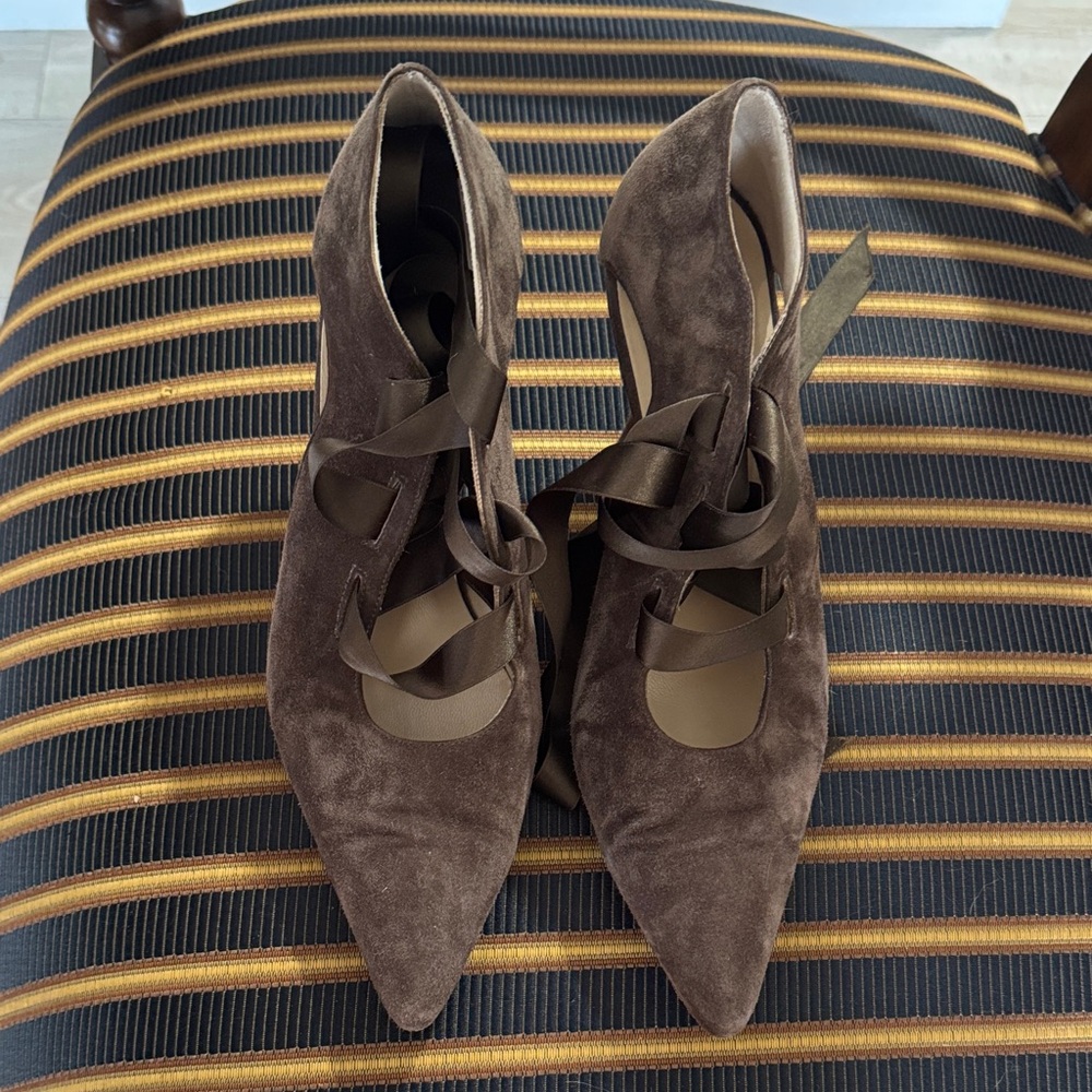 Manolo Blahnik Brown Suede Heels